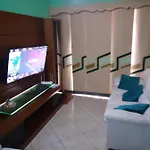 Apartamento com estacionamento, telas nas varandas