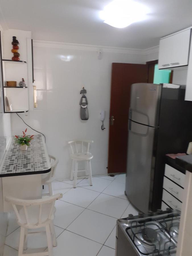 Com Estacionamento, Telas Nas Varandas * Arraial do Cabo